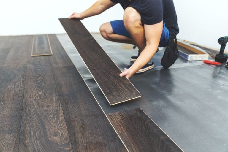 how to replace a piece of laminate flooring