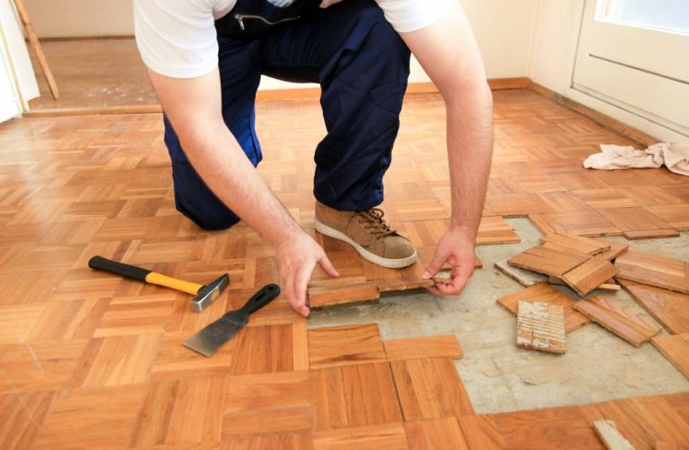 wood floor removal tool